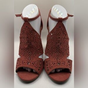 BAMBOO Women's Sandals in Deep Red